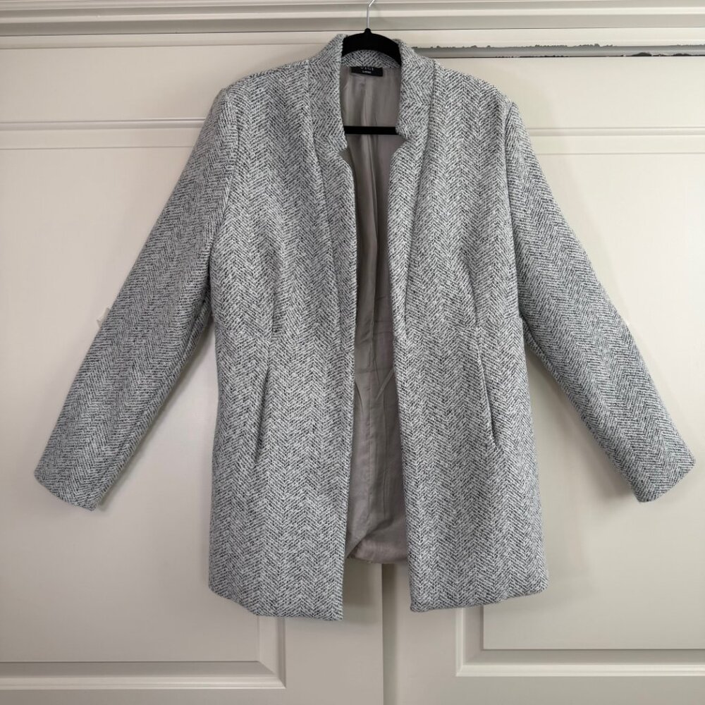 Vici Tayshia Heather Grey and White Herringbone Tweed Blazer Coat - Large - Picture 5 of 15